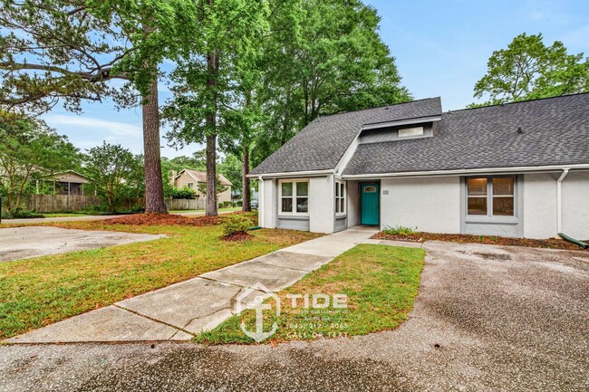 Photo - Spacious Home in the Heart of Summerville