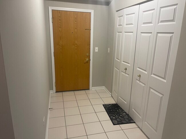 Photo - 6400 N Northwest Hwy Unit 305