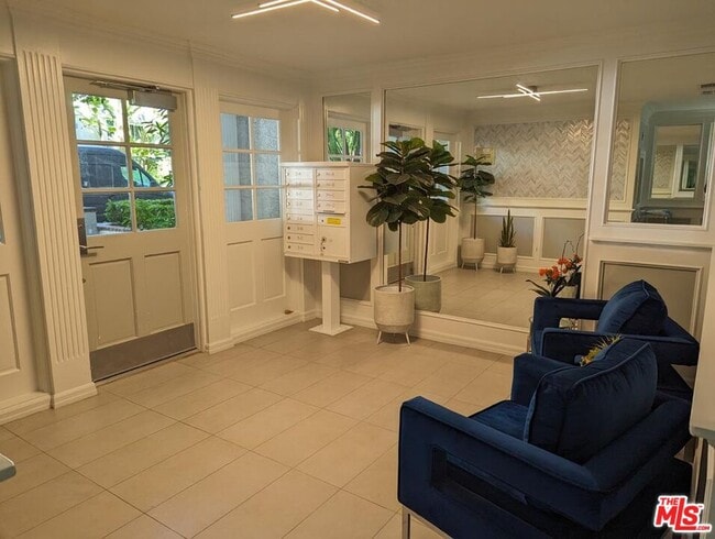 100 N Wetherly Dr Unidad 3D