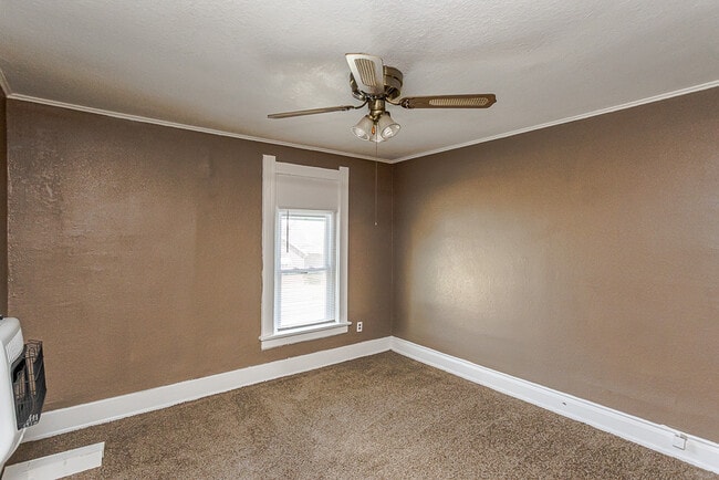 Photo - 734 Parker Ave