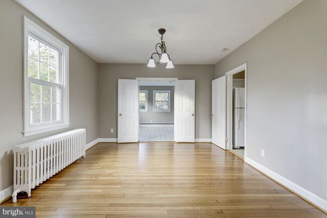 Photo - 4307 Fessenden St NW