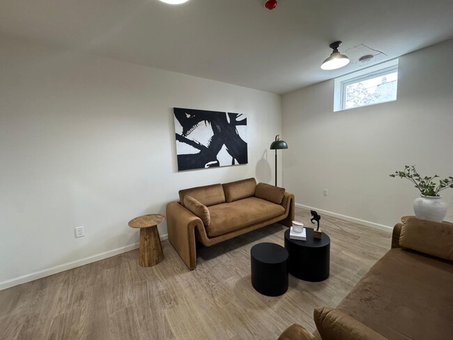 Photo - West View Towers