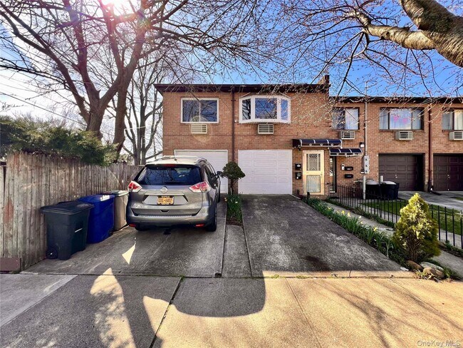 Building Photo - 216-18 39th Ave