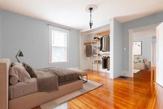 Photo - 327 Lafayette St Unidad #2