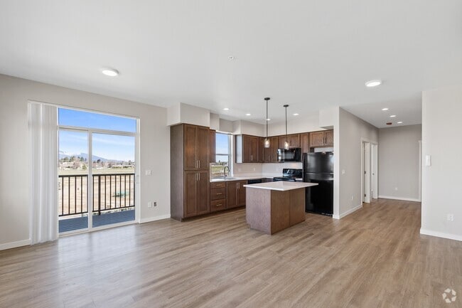 Building Photo - Millworx Rental