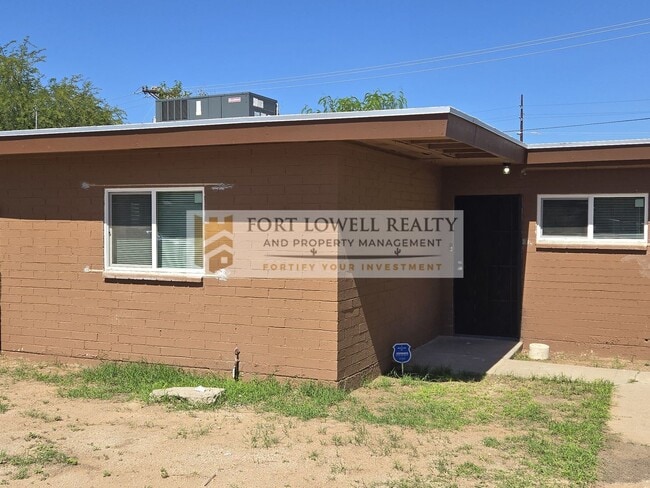 Photo - 3049-3051 E Proctor Vista Unit ProctorVista3049