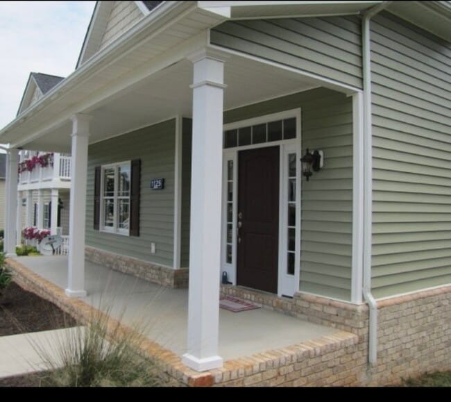 Photo - 1125 Cranberry Ct