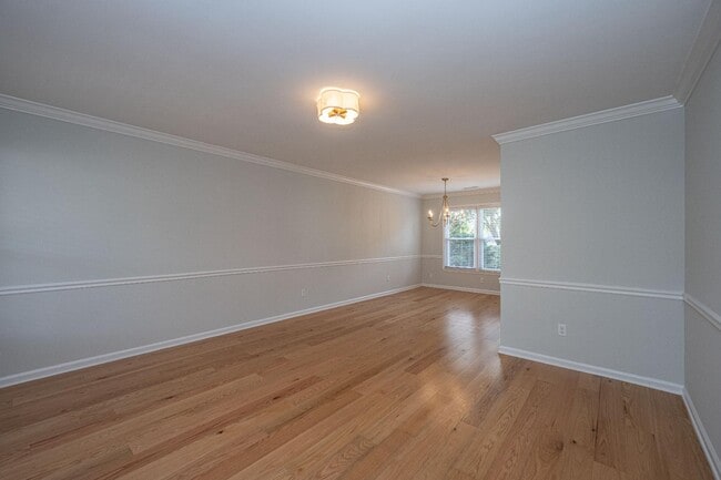 Photo - 927 Portabella Ln