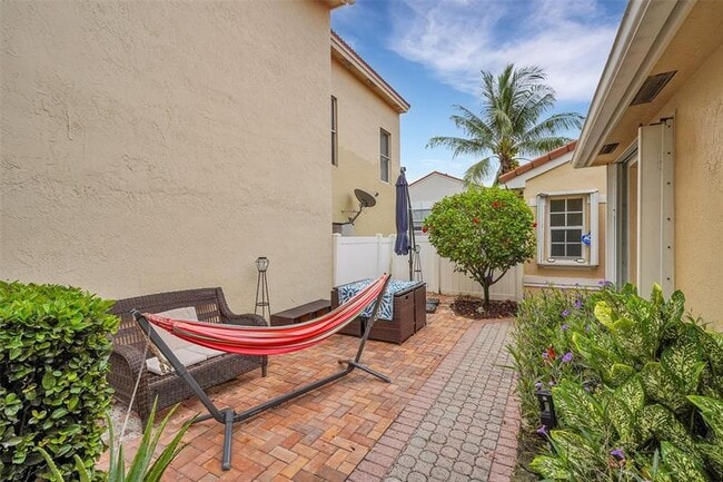 Photo - 11034 NW 46th Dr