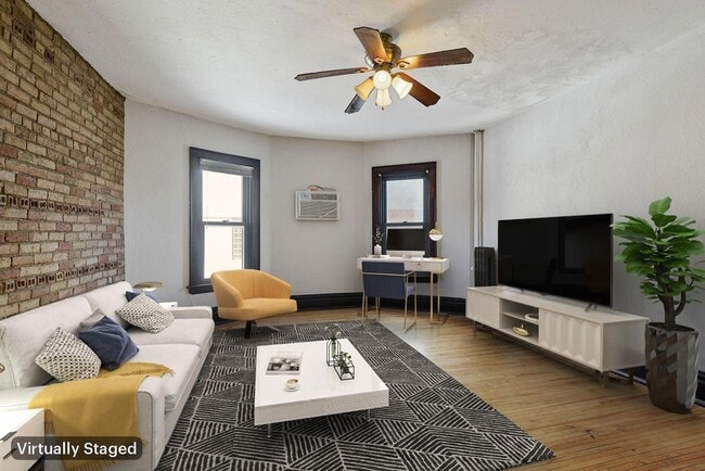 Photo - 11 S 12th St