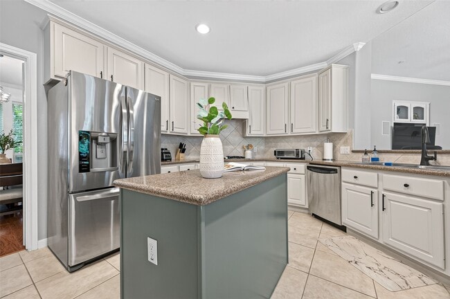 Photo - 27 E Shale Creek Cir