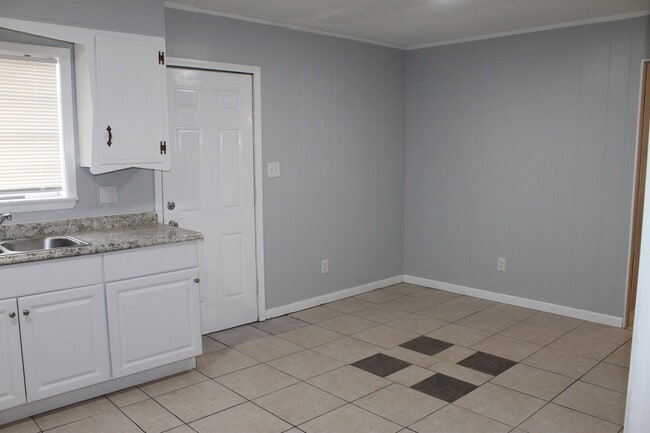 Photo - 849 Nantes Way