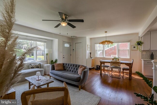 Photo - 3104 Gumwood Dr