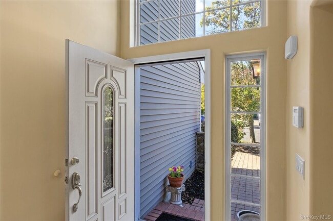 Photo - 169 Hamlet Dr