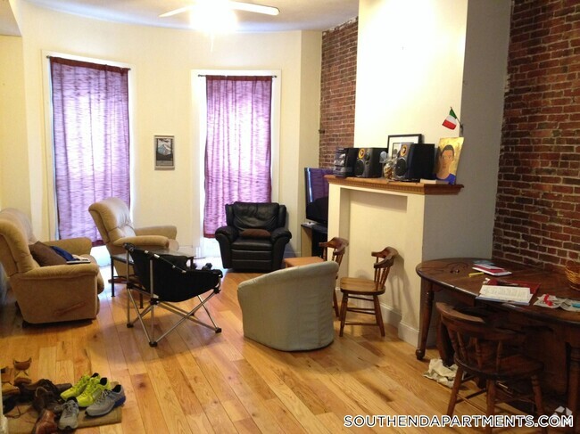 Building Photo - 669 Massachusetts Ave Unit 1 Rental