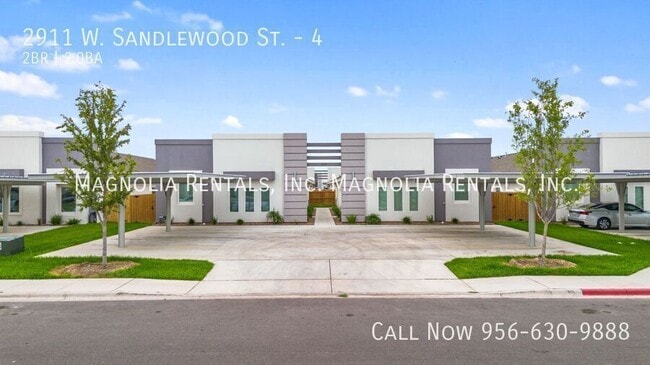 Building Photo - 2911 W Sandlewood St