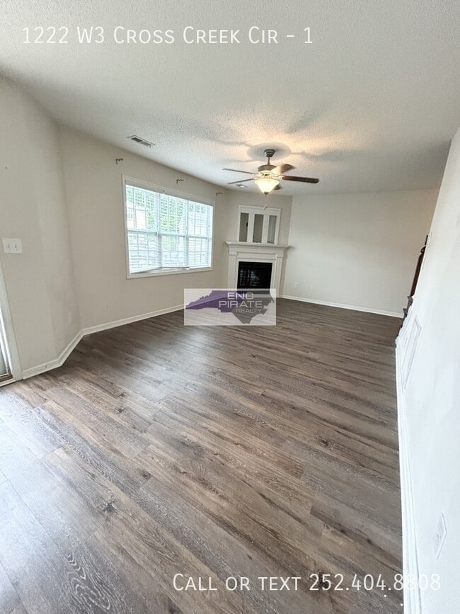 Photo - 1222-12W3 Cross Creek Cir