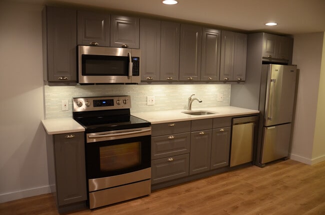 Photo - 116 4th St NE