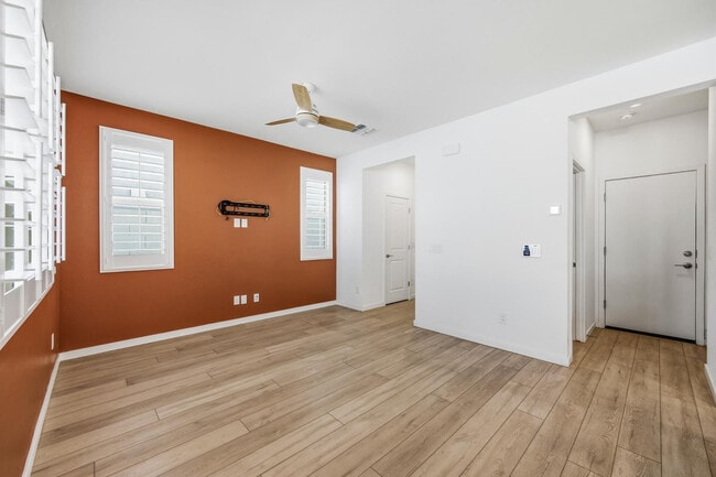 Photo - 4834 S Ferric