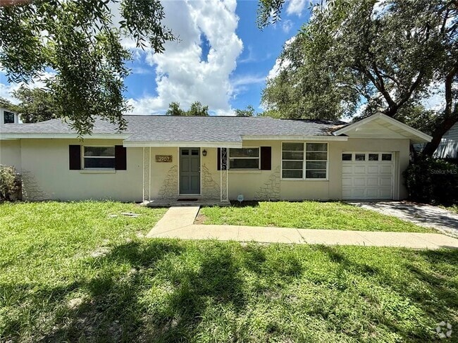 Building Photo - 3907 W Mullen Ave Rental