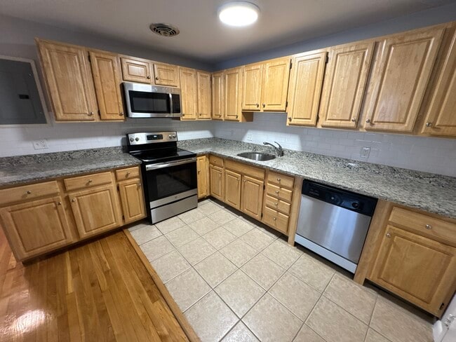 Photo - 90 Babcock St Unit 21