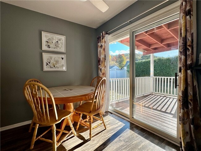 Photo - 406 Sharr Ave