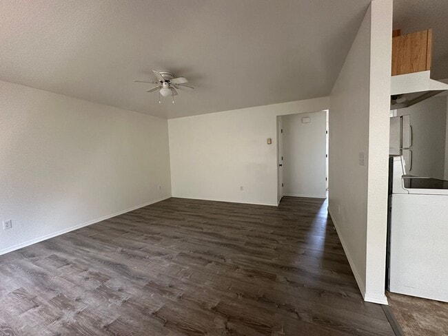 Photo - 632 Van Ness St