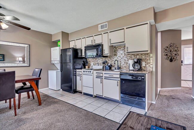 Photo - 40 Scenic Ct Unit 1