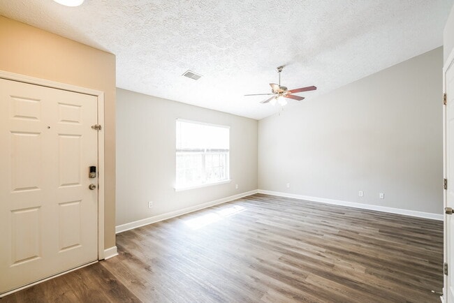3293 Cain Harbor Dr