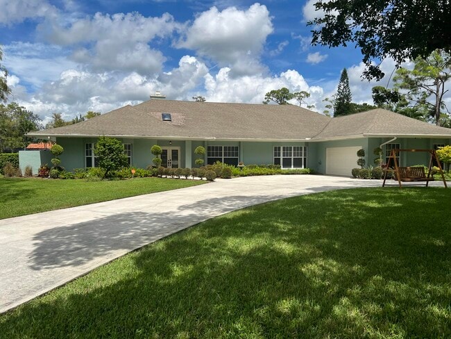 Photo - 13172 Doubletree Cir