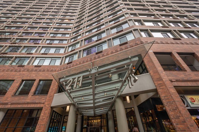 Photo - 211 E Ohio St Unit 2803