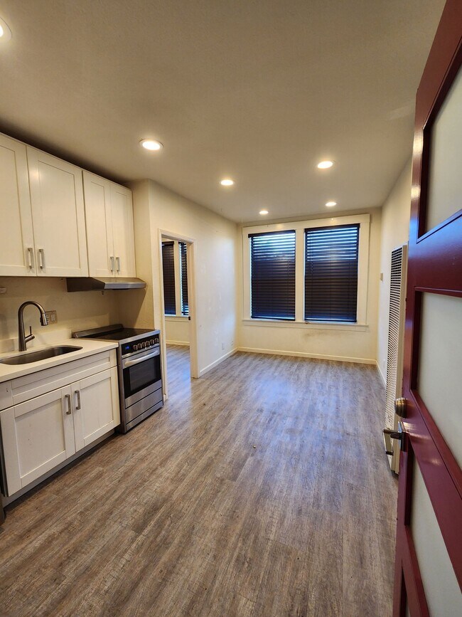 1 Bed 1 Bath in Historical Building