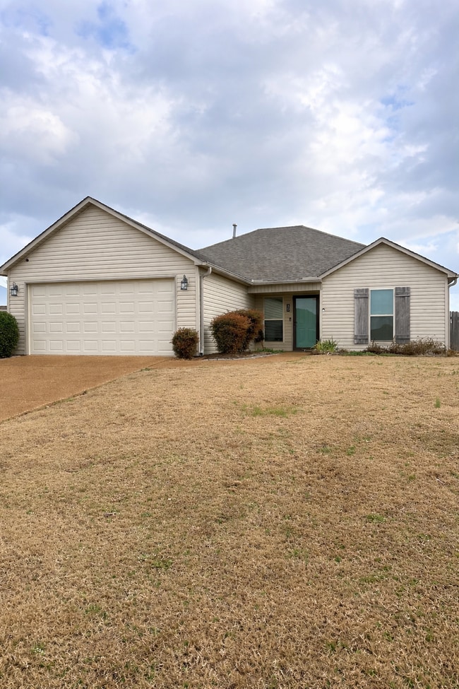 Photo - 30 Clovewood Cv