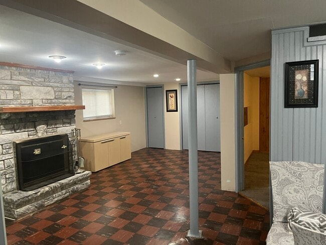 Building Photo - 3816 N Nora Ave Unit G