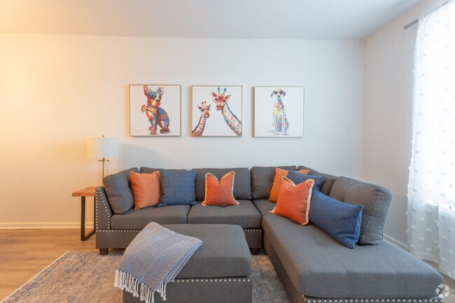 Living Area - 29 Washington Ave