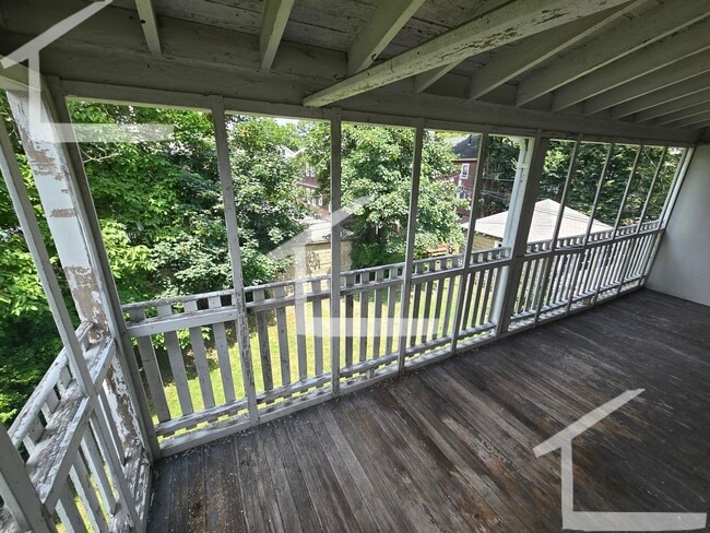 Photo - Brighton 3-Bed Avail 9/1