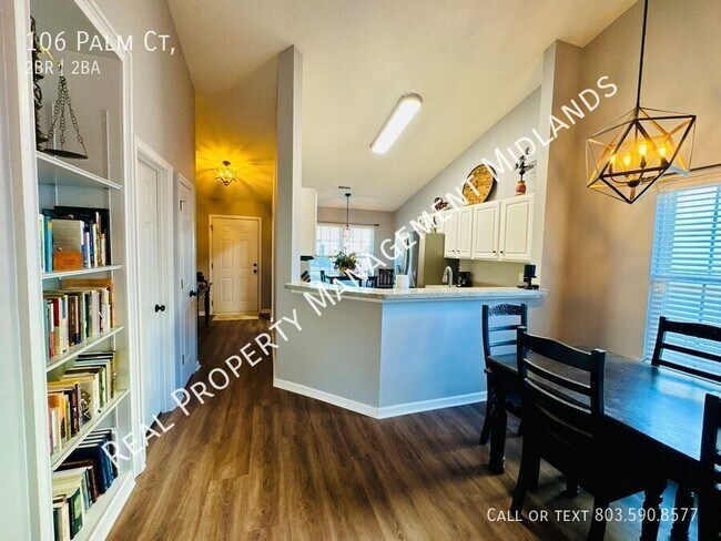 Photo - 106 Palm Ct