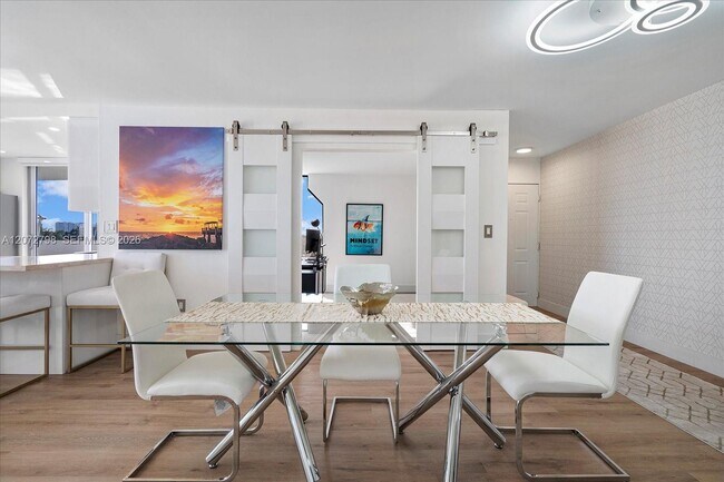 Photo - 3703 NE 166th St Unit 701