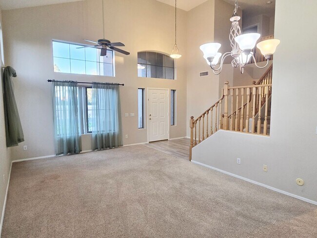 Photo - 5-bedroom in the heart of Gilbert