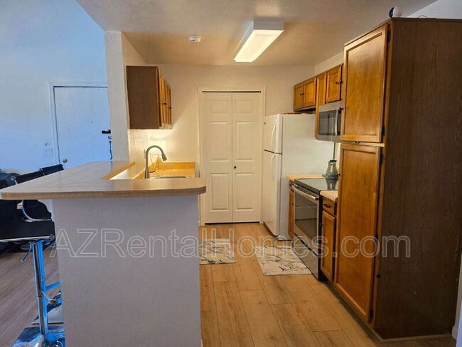 Photo - 623 W Guadalupe Rd Unidad #270