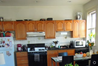 Building Photo - 154 Thorndike St Unit 6 Rental