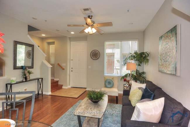 Photo - 221 Parc Place Dr