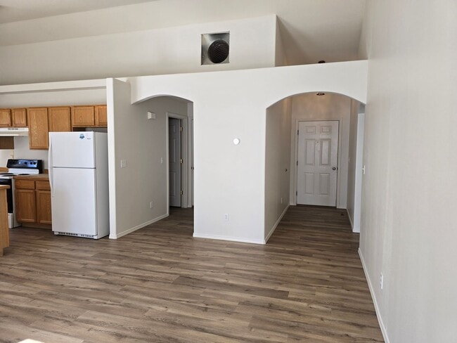 Photo - Spacious 4 bedroom home