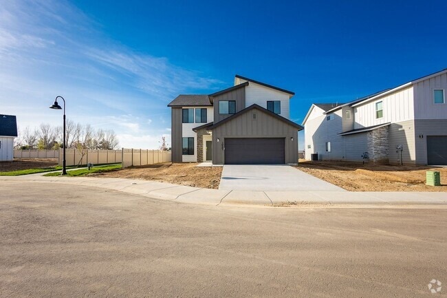 Building Photo - Brand New 4 Bed 2.5 Bath House in Star