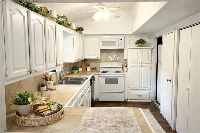 Photo - 6287 Pockrus Page Rd Unidad C 2