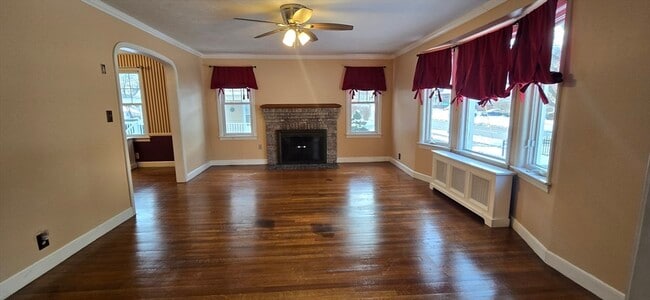 162 June St