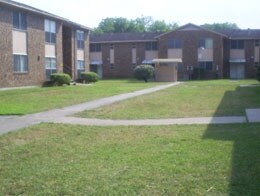 Hyatt Manor Apartments - Hyatt Manor Apartments