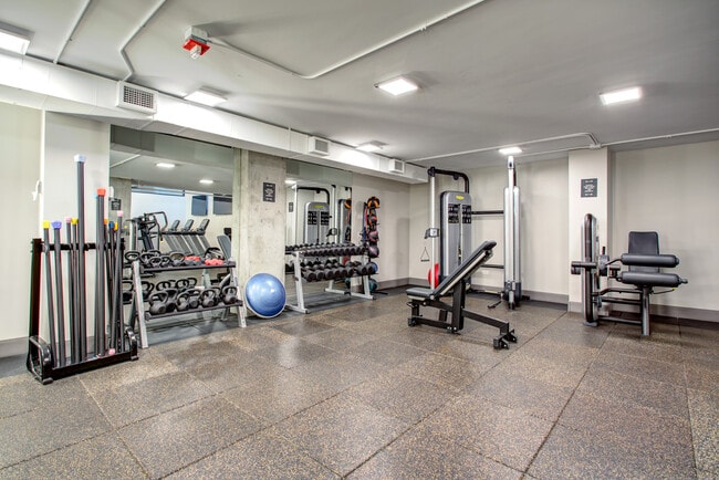 Photo - 216 N Wells St Unit 1402