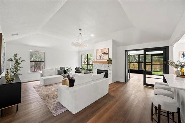 Photo - 2903 Creekside Ct