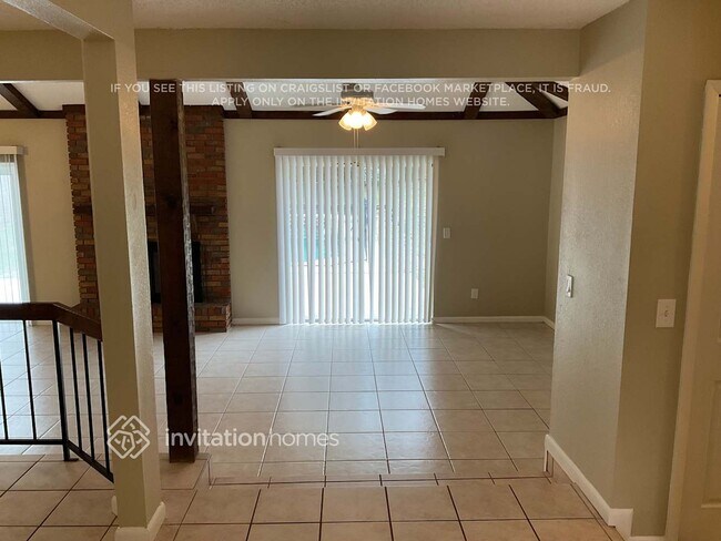 Photo - 808 Black Knight Dr